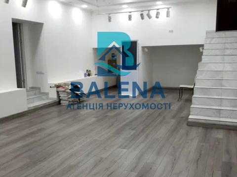 комерційна за адресою Банкова вул., 3