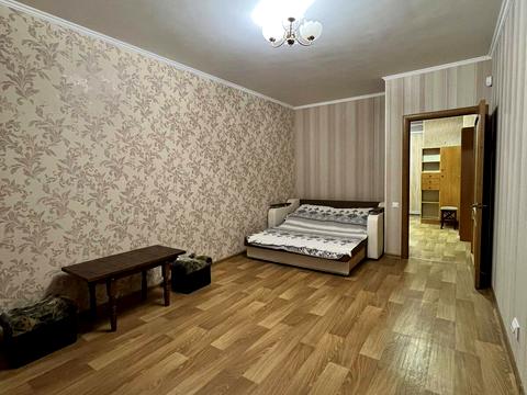 квартира за адресою Володимира Наумовича вул. (Антонова-Овсієнка), 6