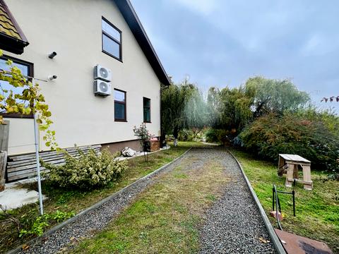 дом по адресу Федора Петрова