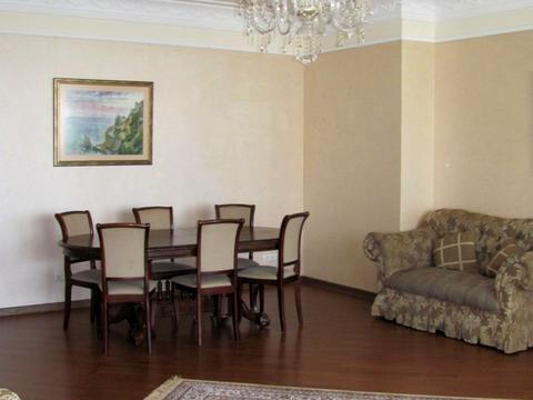 квартира за адресою В'ячеслава Чорновола вул., 25