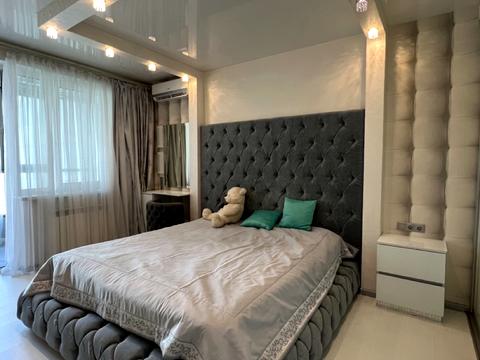 квартира за адресою Патріарха Мстислава Скрипника вул., 40