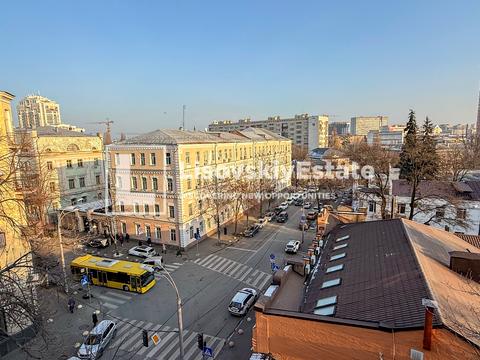 квартира за адресою Інститутська вул., 24/7
