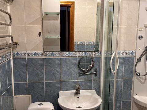 квартира за адресою Київ, Івана Дзюби вул. (Сім'ї Сосніних), 12-А