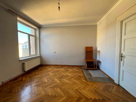 квартира по адресу Госпитальная ул., 9