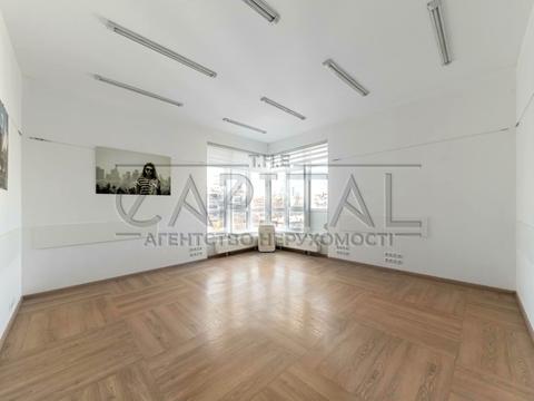 комерційна за адресою Кловський узвіз (Кловський), 7