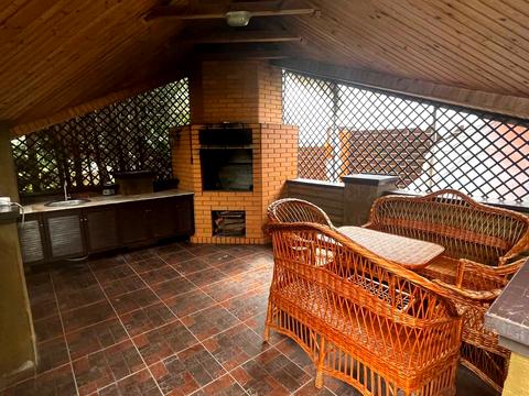 будинок за адресою с. Музичі, Центральна