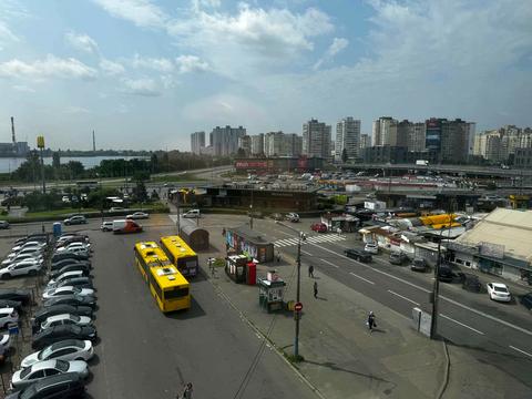 комерційна за адресою Братства Тарасівців вул. (Декабристів), 9е