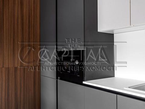 комерційна за адресою Бульварно-Кудрявська вул. (Воровського), 15А