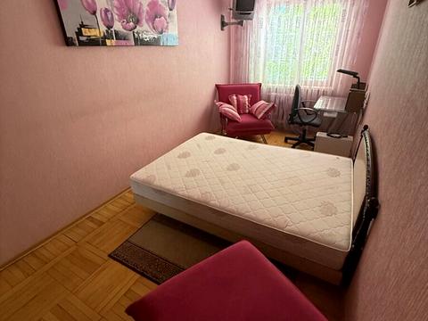 квартира за адресою Космонавтів просп., 28