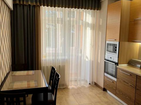 квартира за адресою Жасминова вул., 5б