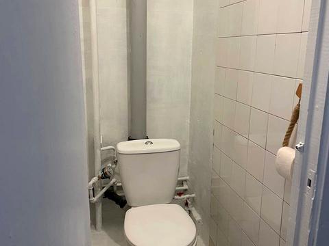 квартира за адресою Рональда Рейгана вул., 6-А