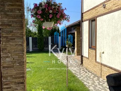 будинок за адресою Героїв Майдану вул.