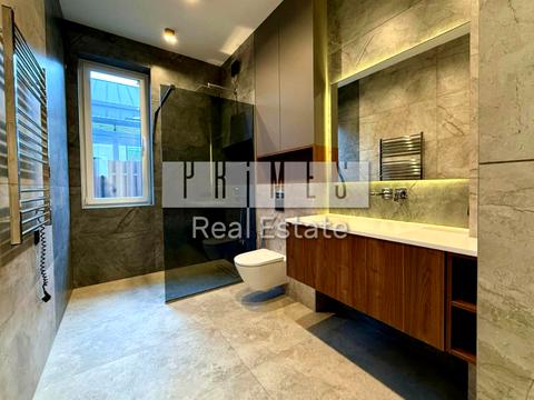 будинок за адресою Захрестова вул.