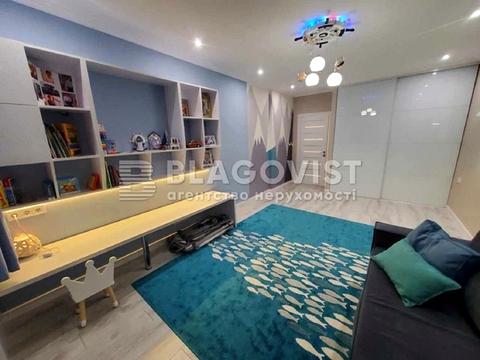 квартира по адресу Михаила Максимовича ул. (Трутенко Онуфрия), 3-Г