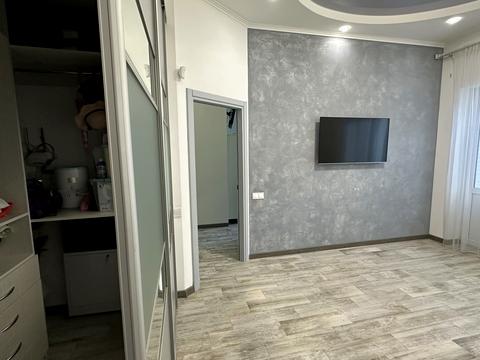 квартира за адресою Анатолія Лабунського вул., 1