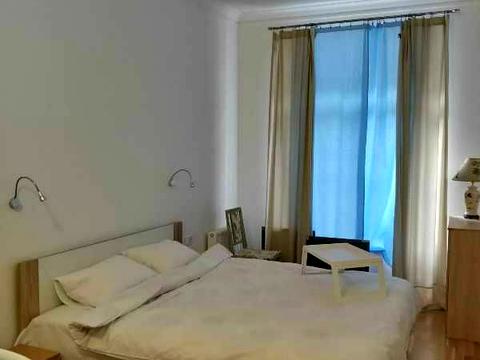 квартира за адресою Дегтярна вул., 8