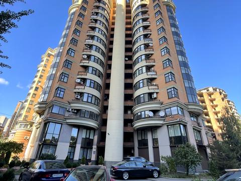 квартира за адресою Старонаводницька вул., 13