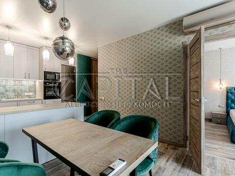 квартира за адресою Митрополита Василя Липківського вул. (Урицького), 38