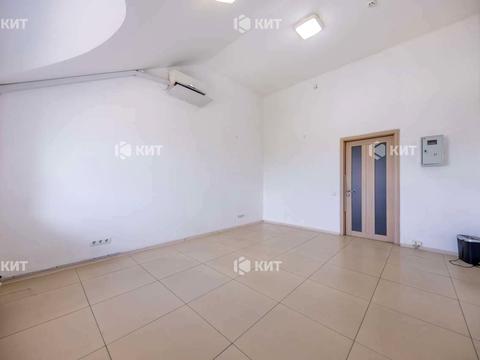 комерційна за адресою Шевченка вул., 146