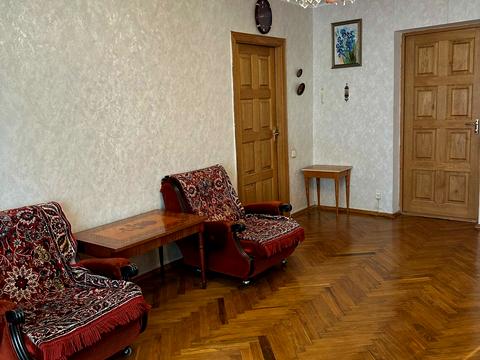 квартира за адресою Володимира Івасюка просп. (Героїв Сталінграду), 11