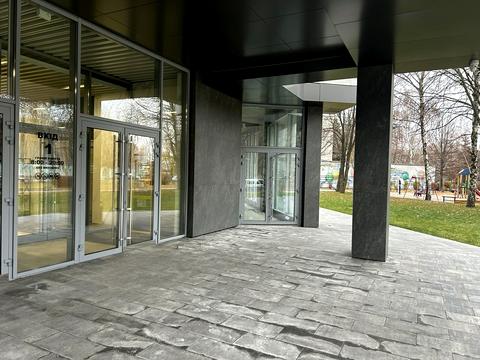 комерційна за адресою Пилипа Орлика просп. (Ілліча), 16