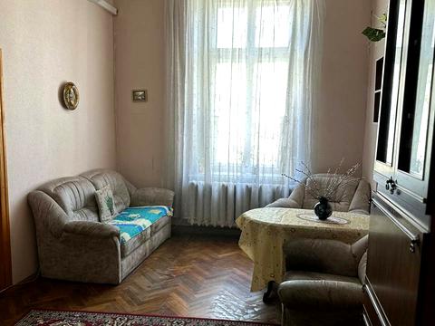 квартира за адресою Базарна, 45