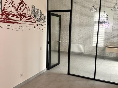 комерційна за адресою Ломоносова, 40