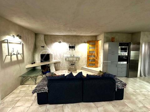 будинок за адресою Богатирська вул., 30а