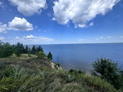 ділянка за адресою Набережно-Дніпровська вул., 1