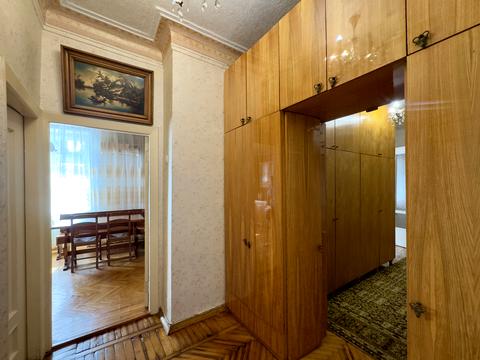 квартира за адресою Євгена Коновальця пров. (Урицького), 4