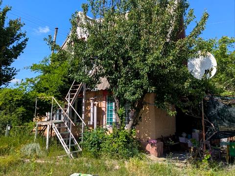 дом по адресу Центральна