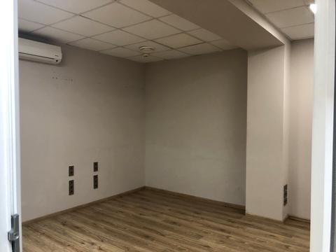 комерційна за адресою вул. Болсуновська, 8