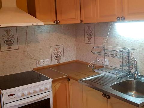 квартира за адресою Анни Ахматової вул., 39-А