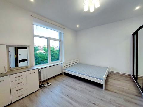 квартира за адресою Сембратовичів вул. (), 5