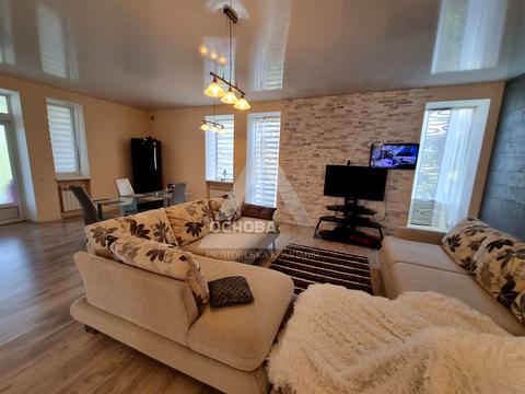 будинок за адресою Академічна