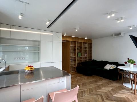 квартира за адресою Академіка Степана Рудницького вул., 34