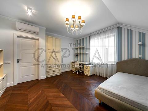 будинок за адресою Космонавтов, 5