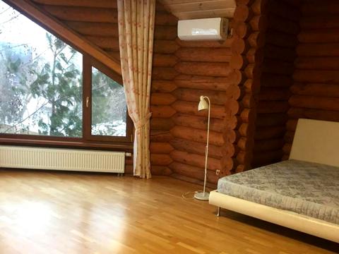 будинок за адресою Центральна вул.