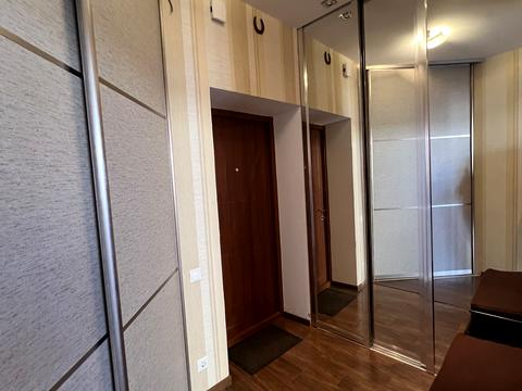 квартира за адресою Замковецька вул., 108