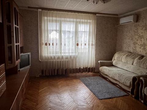 квартира за адресою Юрія Литвинського вул. (Російська), 84