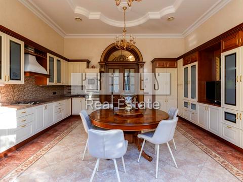 будинок за адресою смт. Козин, Столичне шосе