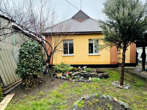 будинок за адресою Буряченка