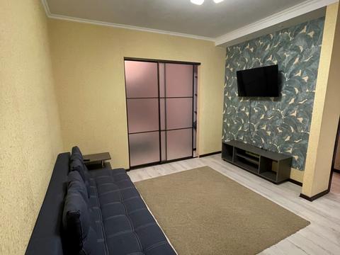 квартира за адресою Анни Ахматової вул., 22