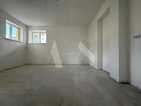 комерційна за адресою Весняна вул., 18