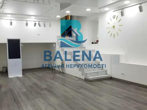 комерційна за адресою Банкова вул., 3