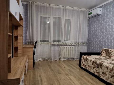 квартира за адресою Лариси Руденко вул., 10-Г