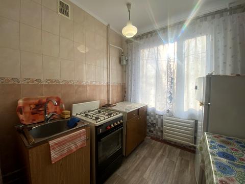 квартира за адресою Космонавтів вул., 3