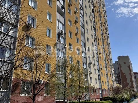 квартира за адресою Григорія Ващенка вул., 1