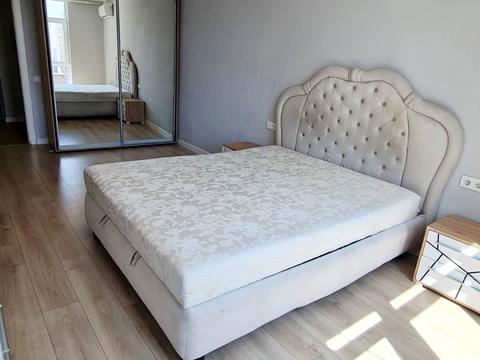 квартира за адресою Микільсько-Слобідська вул., 10