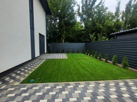 будинок за адресою с. Петропавлівська борщагівка, Польова вул.